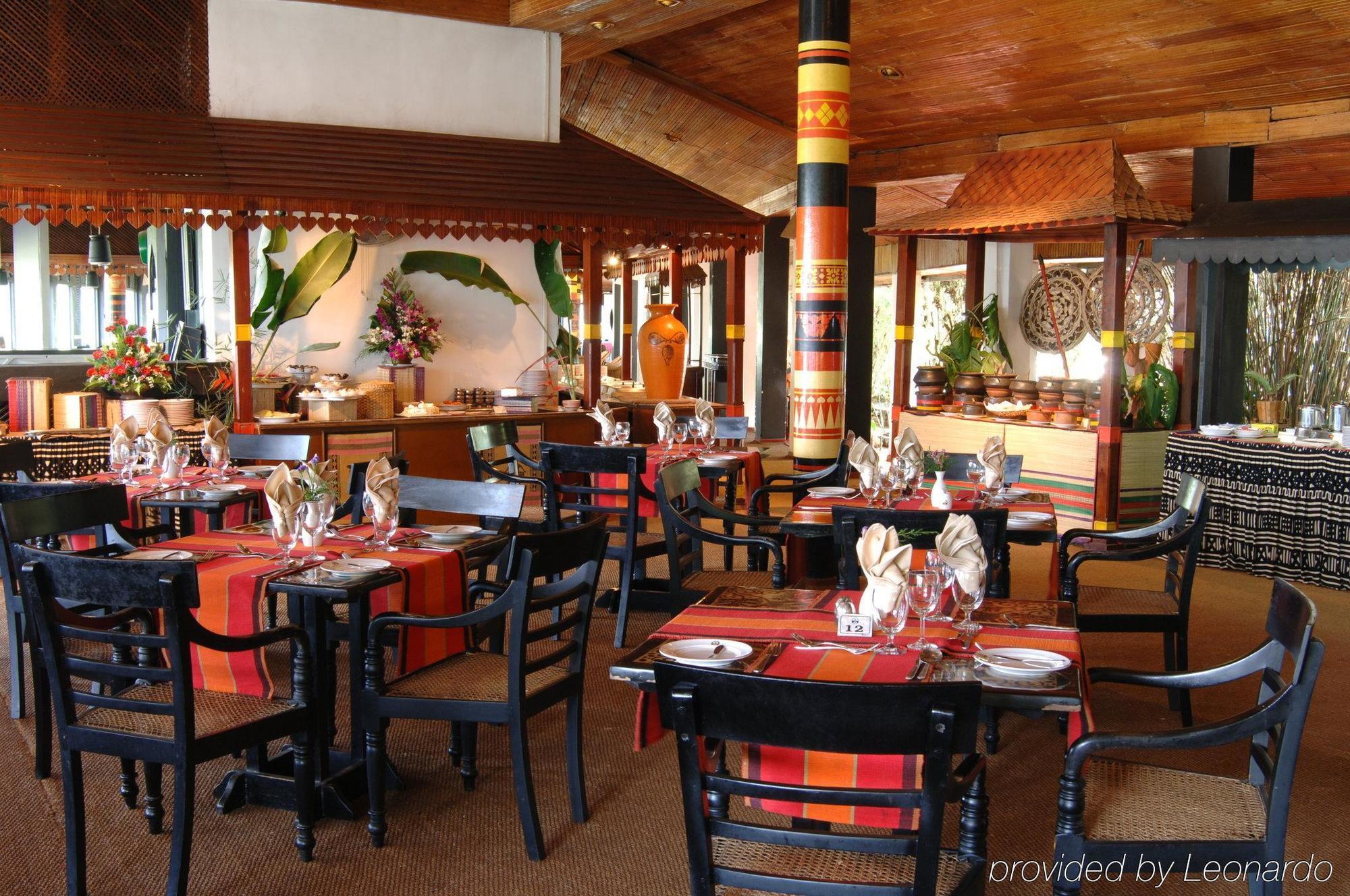 Hotel Hilltop Kandy Restaurant foto