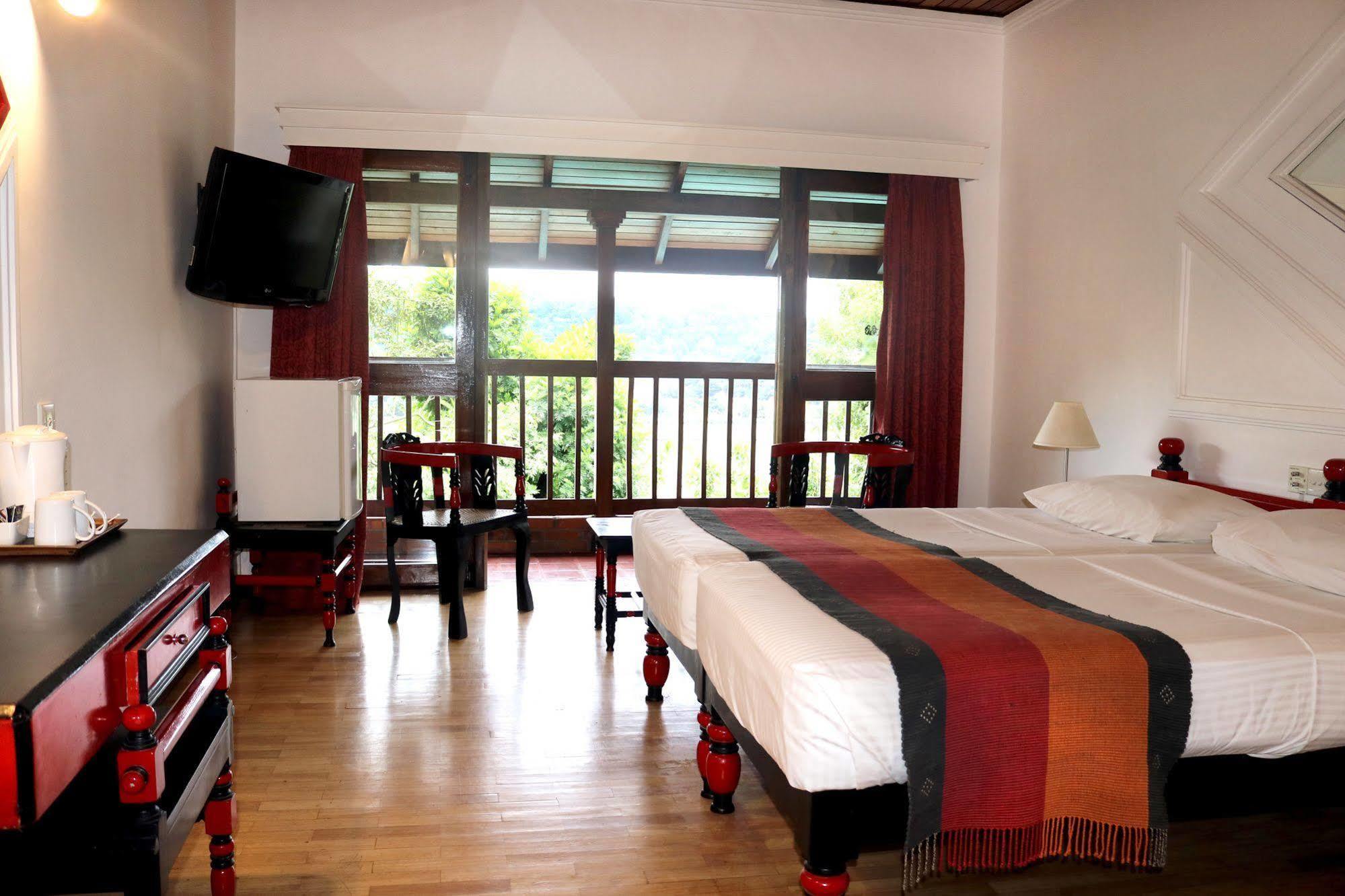 Hotel Hilltop Kandy Exterior foto