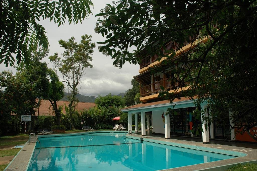 Hotel Hilltop Kandy Exterior foto